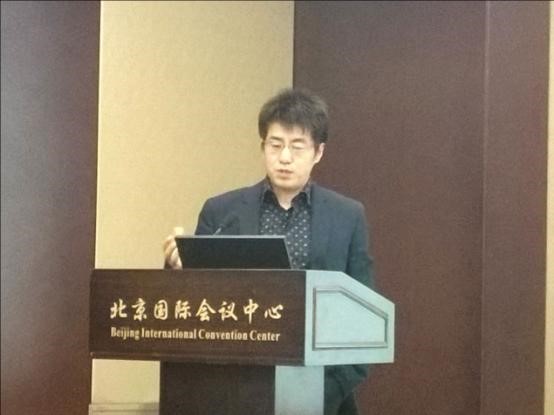 《生态城市与绿色建筑》副主编、清华大学建筑学院宋晔皓教授演讲
