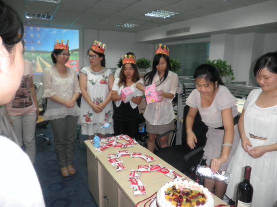 分享生日蛋糕（RCC武汉公司）